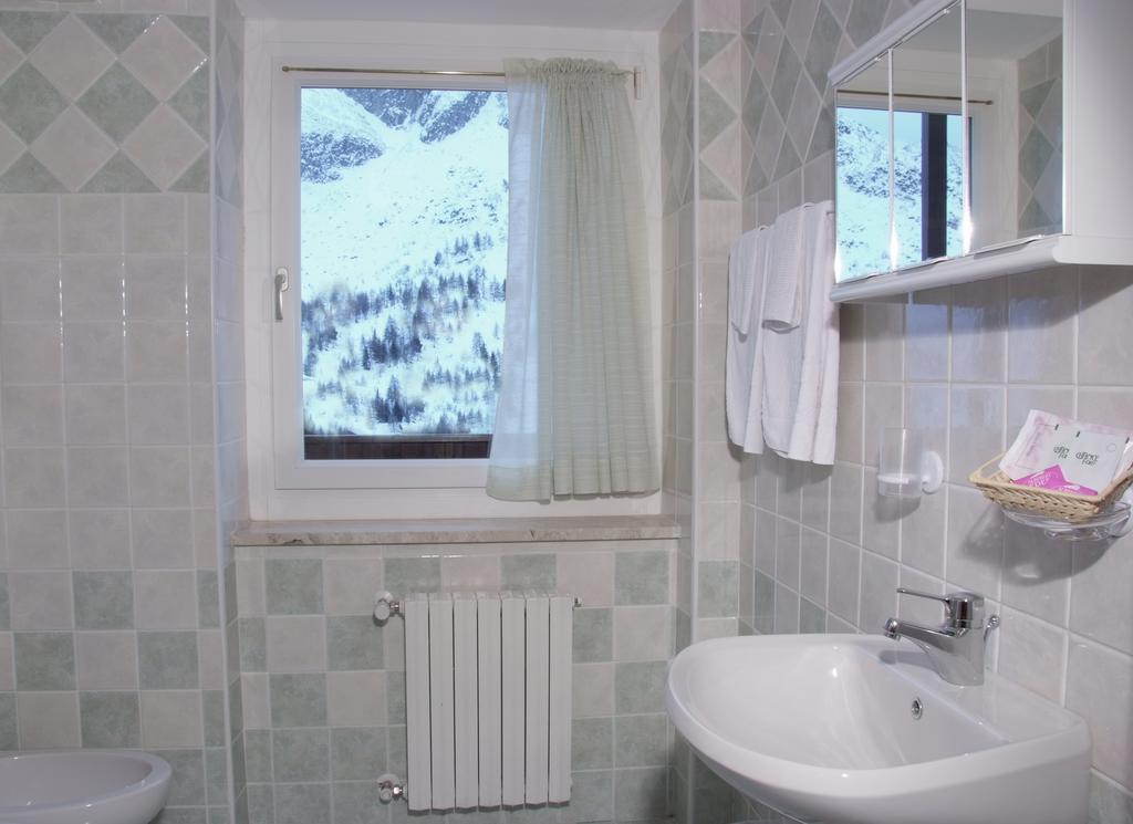 פאסו דל טונלה Albergo Eden חדר תמונה