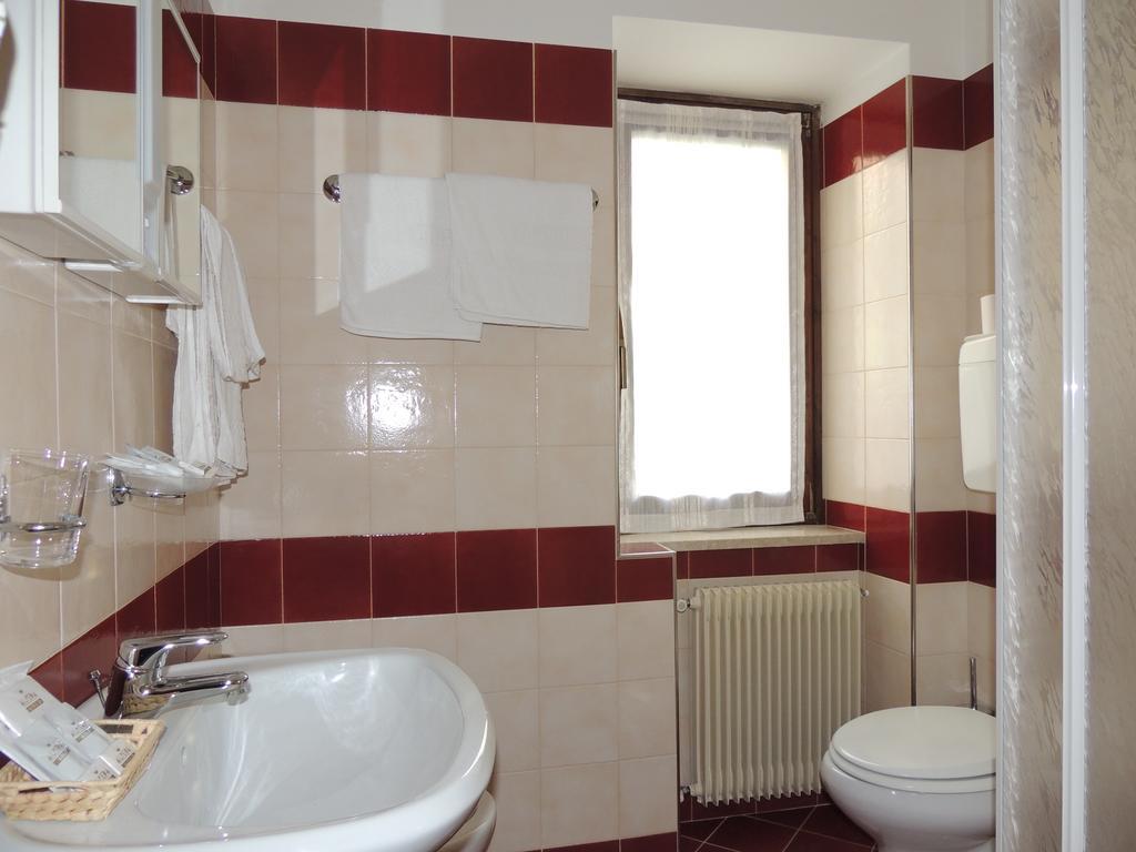 פאסו דל טונלה Albergo Eden חדר תמונה
